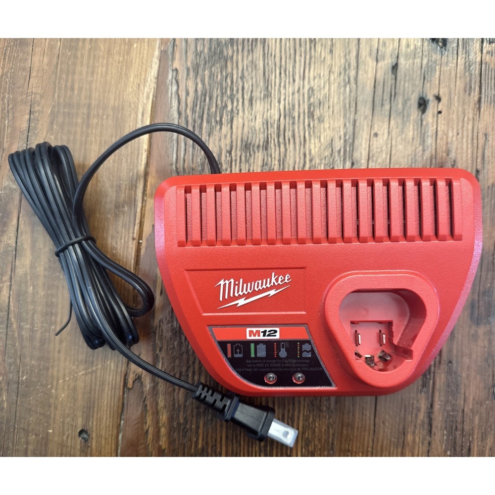 NEW Milwaukee 48-59-2401 M12 12V Lithium Ion Battery‎ Charger 12 Volt